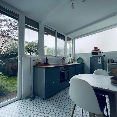 Apartment Secluded With Garden In *